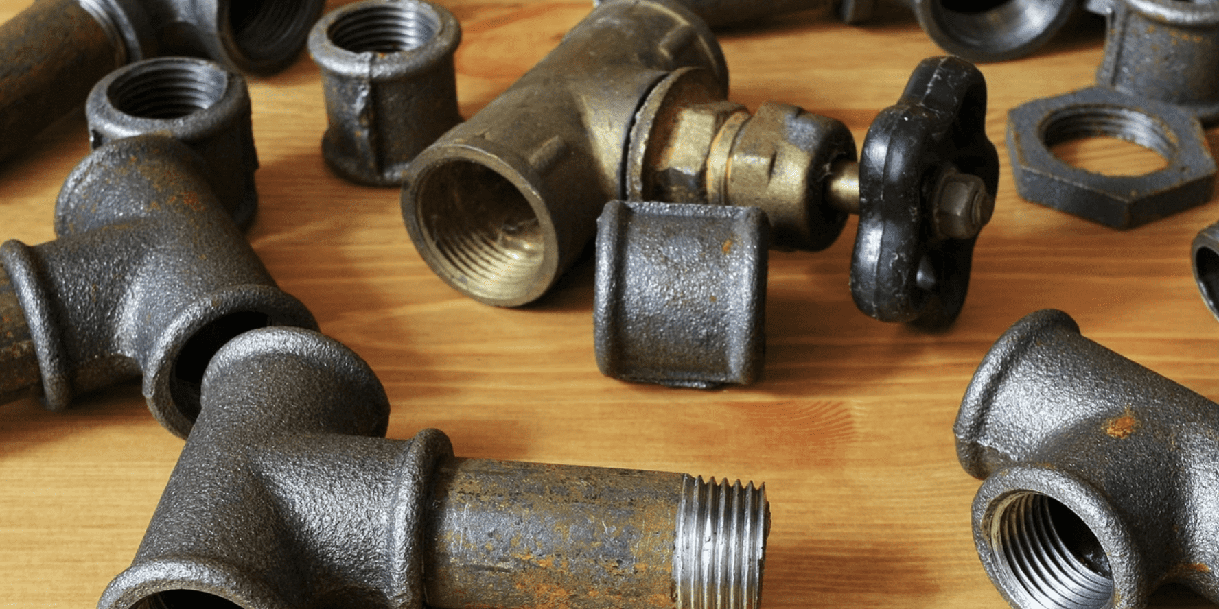 Threaded fluid fittings photo Threaded Fluid fittings cover photo