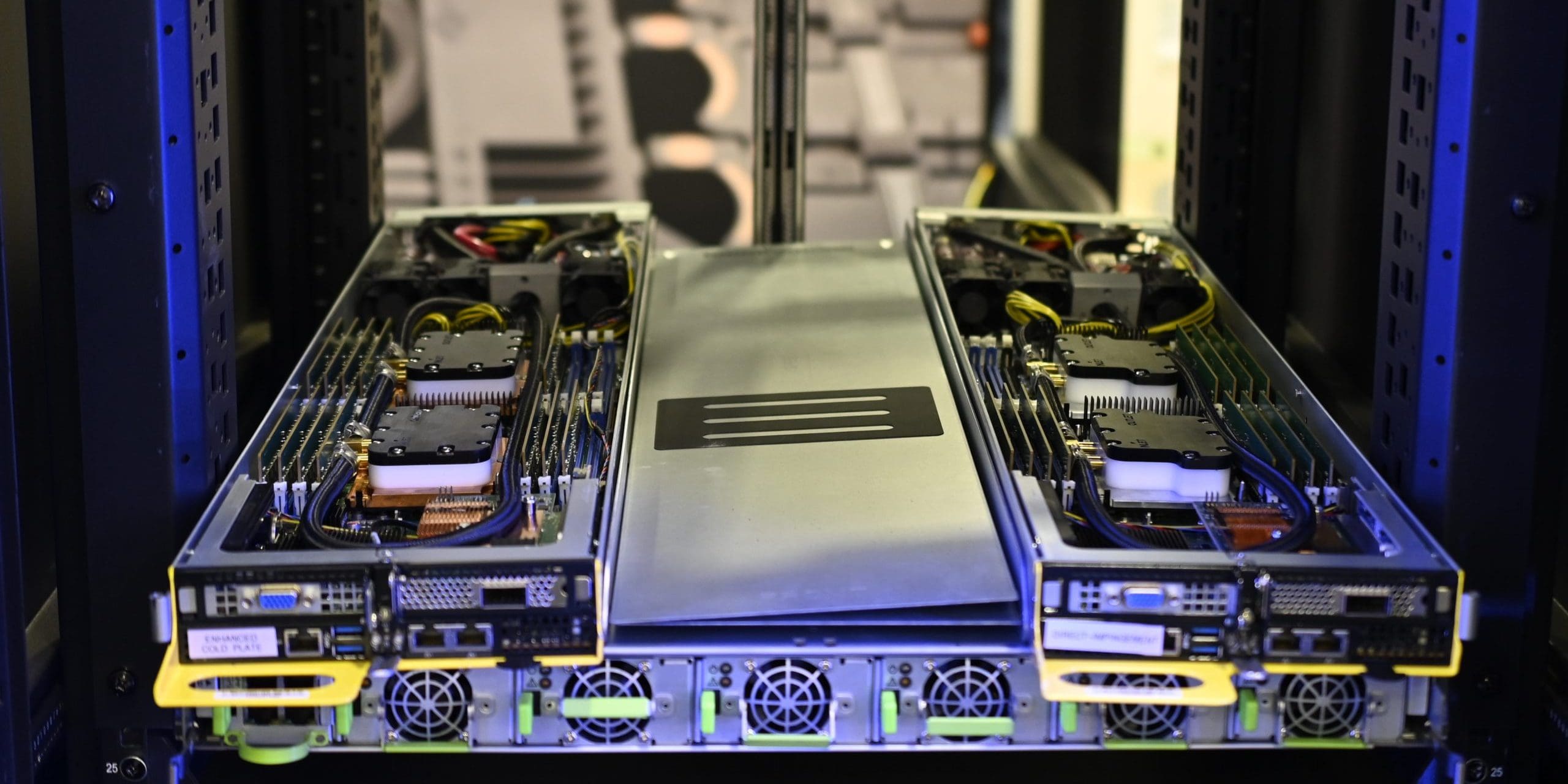 SmartPlate System Eaton Data Center